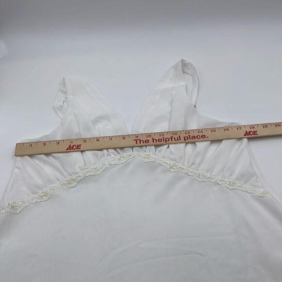 White jones New York slip dress with lace and pearl details - Picture 11 of 13